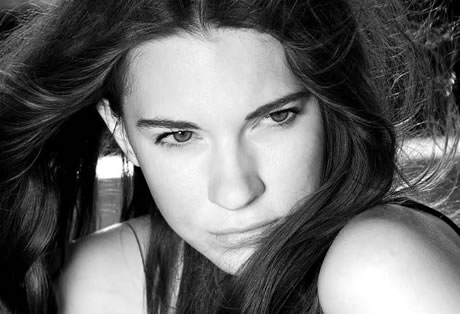 sara renar