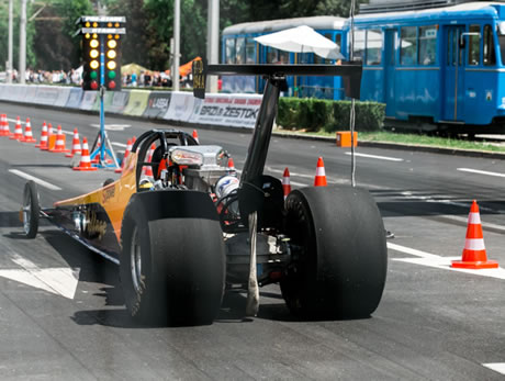 dragster / utrka ubrzanja `brzi i žestoki`