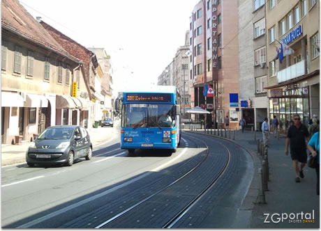 turistički kabrio autobus, vlaška ulica, zagreb