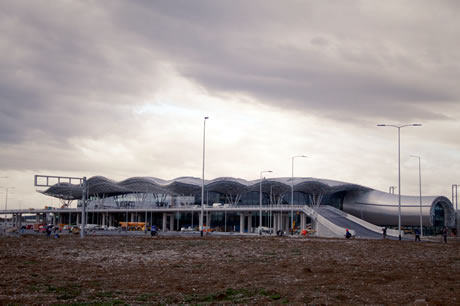 putnički terminal / zračna luka zagreb putnički terminal / zračna luka zagreb