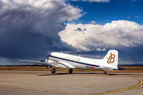 breitling douglas dc3 / airport zagreb