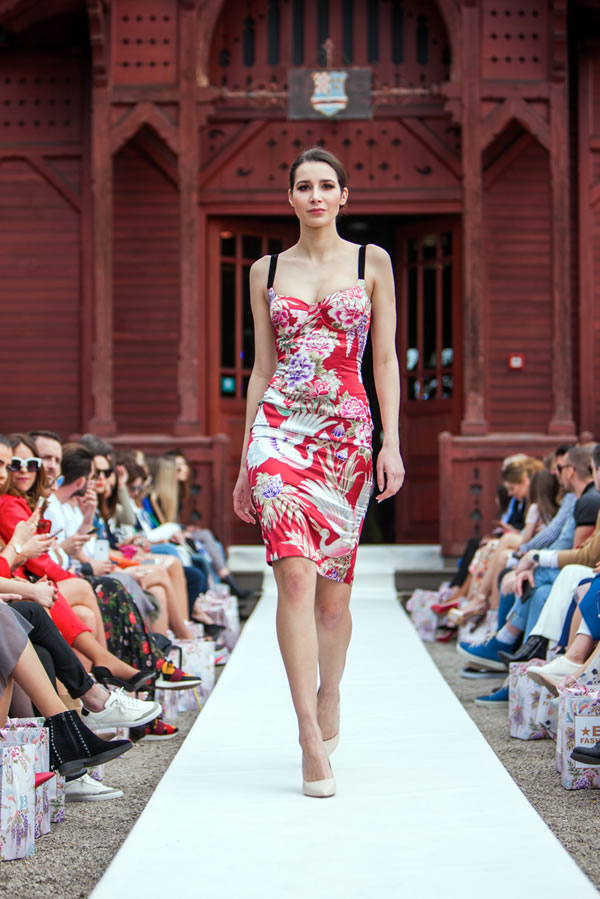 modna revija elfs / botanički vrt zagreb