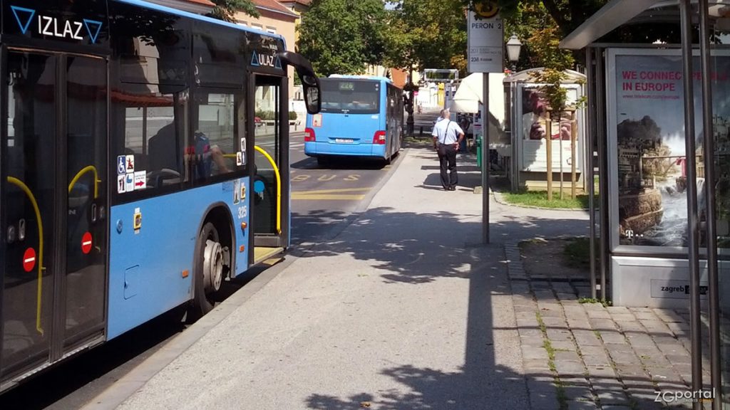 autobusni terminal "kaptol" | zet zagreb |kolovoz 2015.