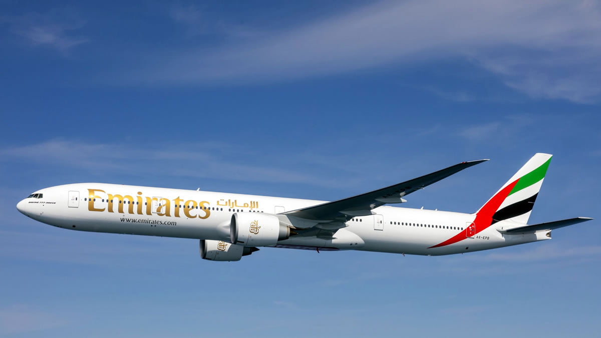 emirates boeing 777-300er :: 2019.