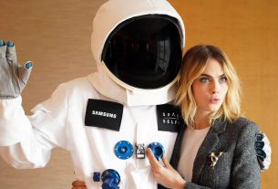 samsung spaceselfie | cara delevingne | 2019.