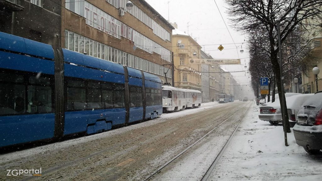 snijeg u zagrebu | draškovićeva ulica zagreb | veljača 2012.
