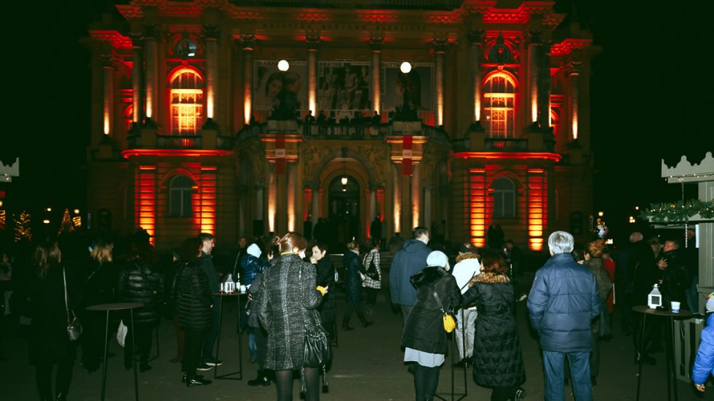 advent ispred hnk 2019