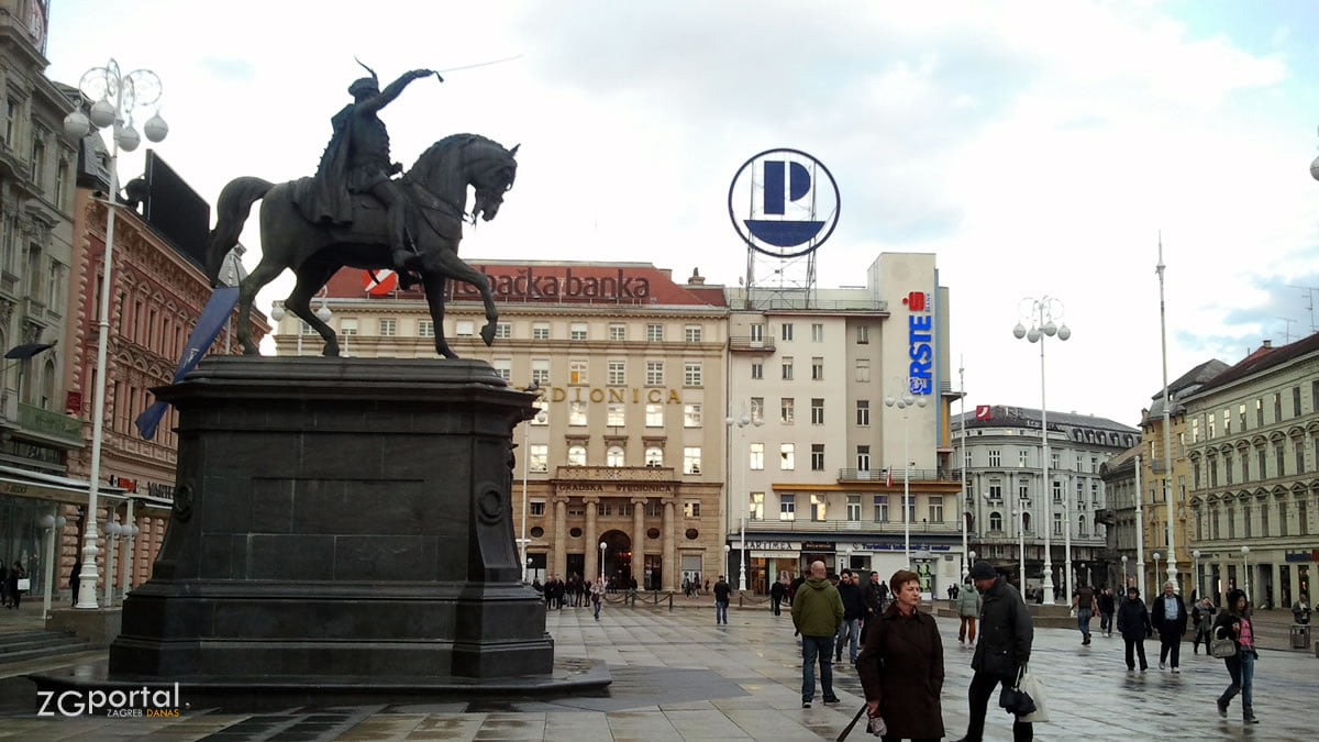 trg bana jelačića, zagreb / travanj 2013.