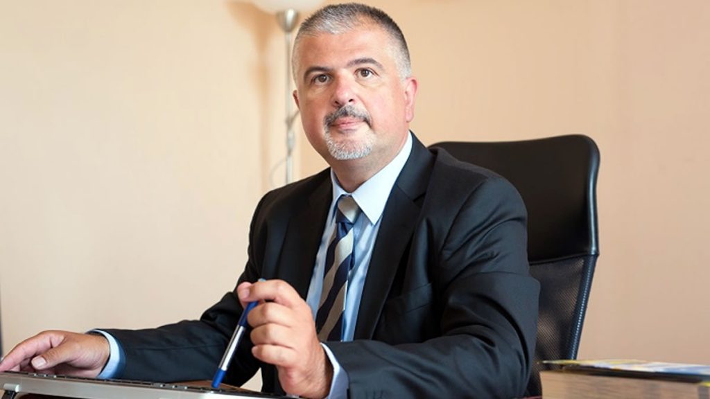 adriano palman 2020