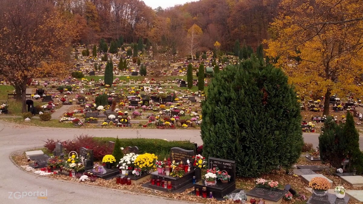 gaj urni, mirogoj, zagreb / studeni 2015.