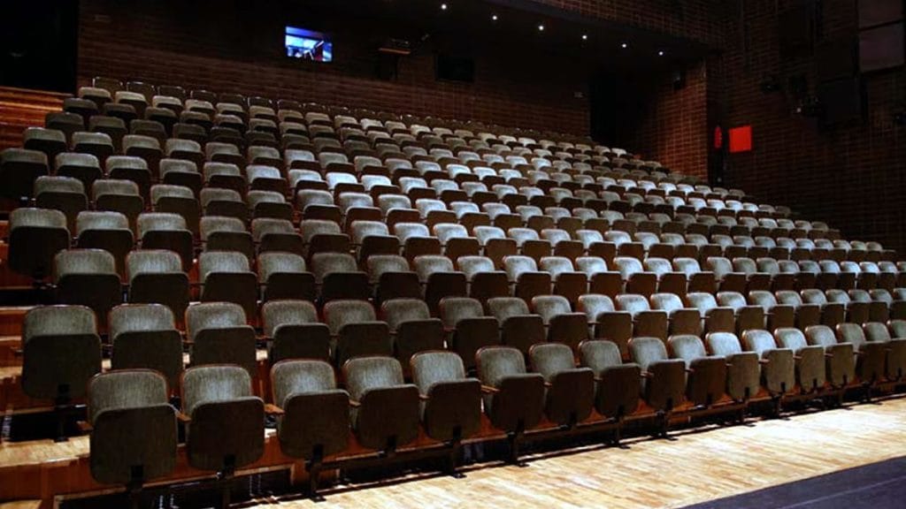 zagrebačko kazalište mladih | velika dvorana | 2020.
