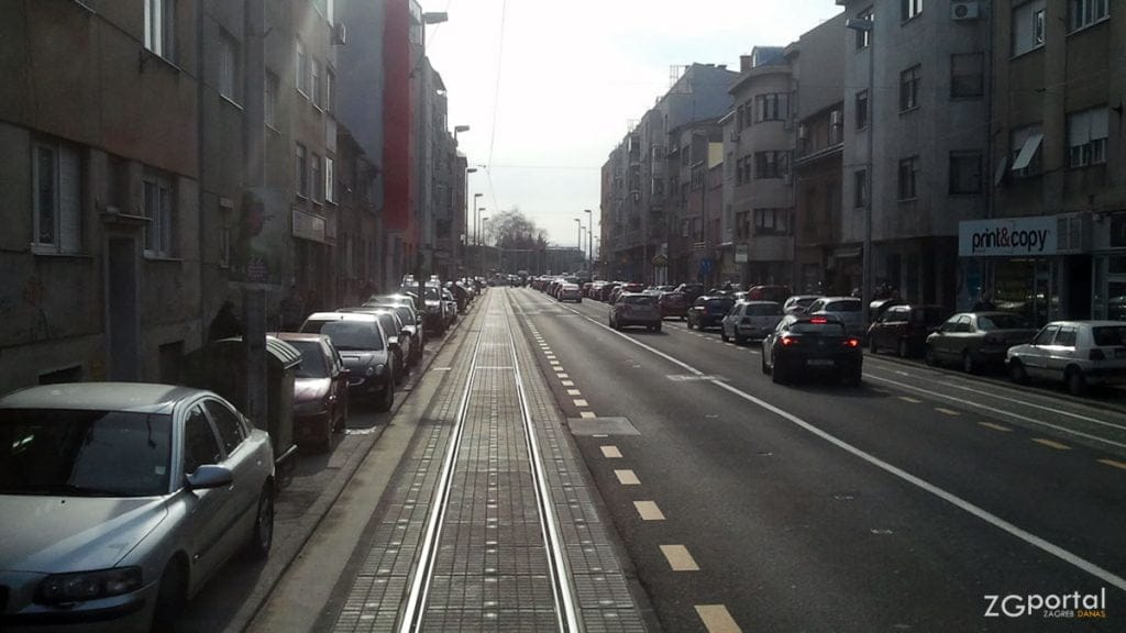 ozaljska ulica, trešnjevka, zagreb | travanj 2013.