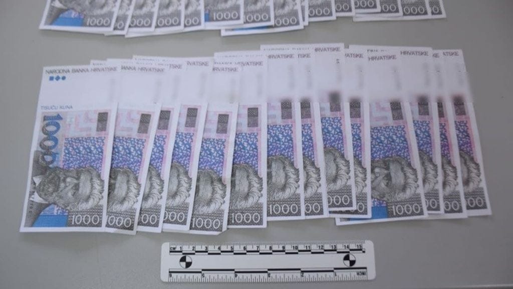 krivotvoreni novac | foto: pu zagrebačka | 2020.