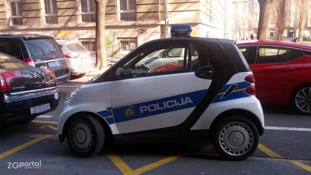 smart fortwo | police zagreb | 01.2016.