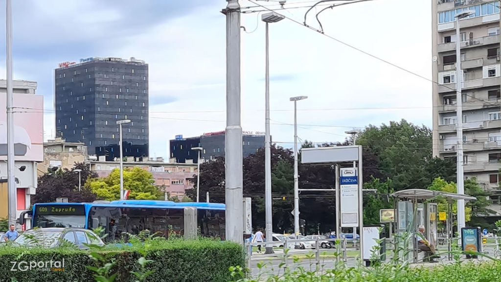 zet bus 609 | avenija marina držića zagreb | kolovoz 2020.
