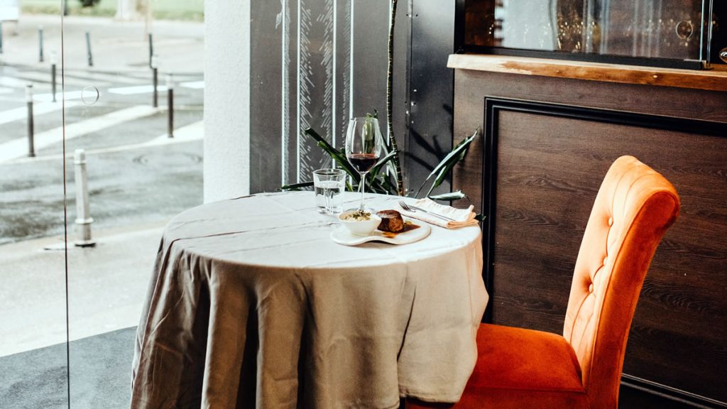 bistro & bar "lažni svjedok" zagreb | 2020.