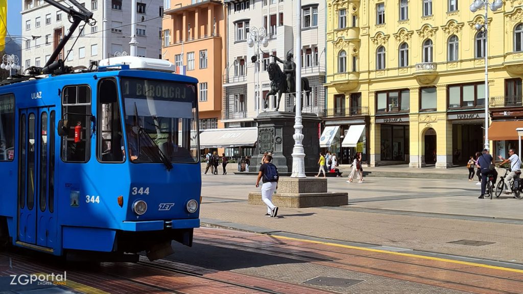 trg bana josipa jelačića zagreb | rujan 2020.