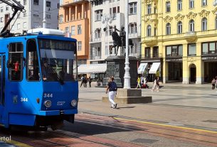 trg bana josipa jelačića, zagreb / rujan 2020.