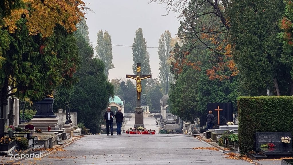 glavni križ | groblje mirogoj zagreb | listopad 2020.