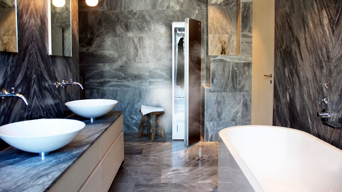 lg styler | lifestyle bathroom | 2020.