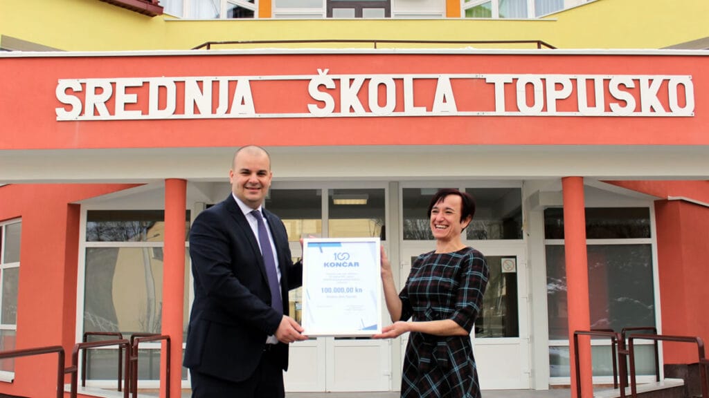 končar donacija | josip lasić (končar) & željka gajdek (srednja škola topusko) | 2021.