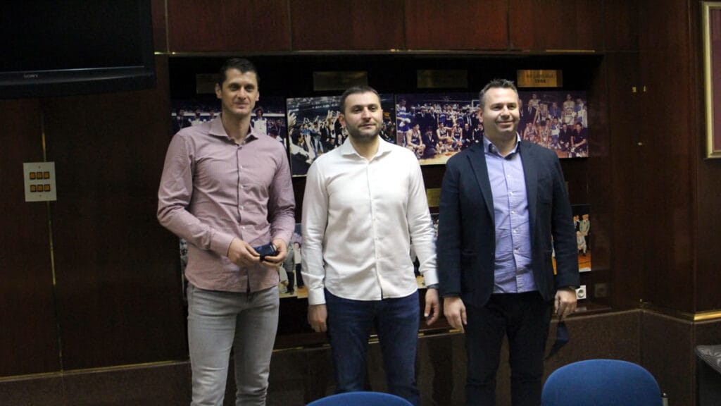 marin rozić, vladimir jovanović i domagoj čavlović | kk cibona zagreb | 2021.