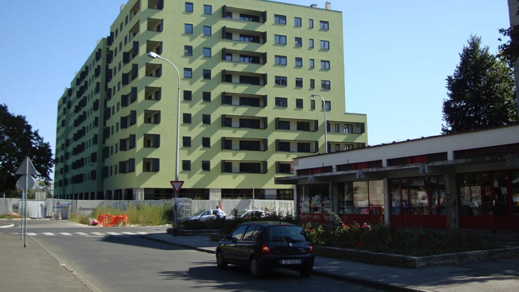 zgrada antegradnja - emporion plus | utrina, zagreb | rujan 2016.