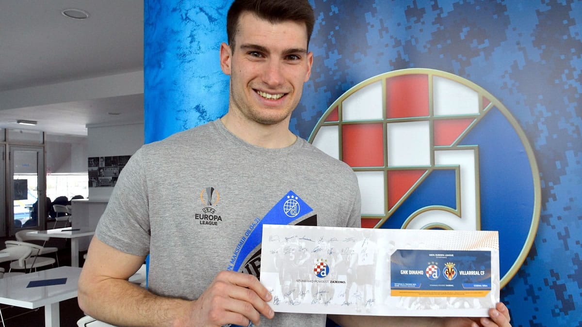 ulaznica "dinamo - villarreal" - dominik livaković - 2021.