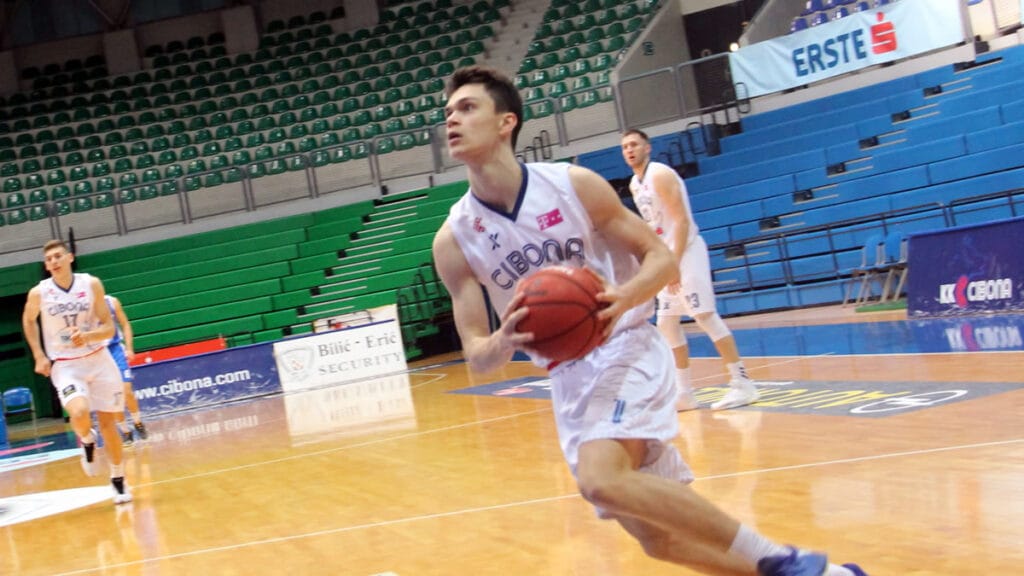 vito vujović | cibona zagreb | 2021.