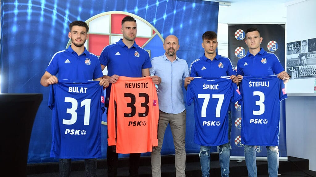 dinamo zagreb | damir krznar, ivan nevistić, marko bulat, daniel štefulj i dario špikić | 2021.