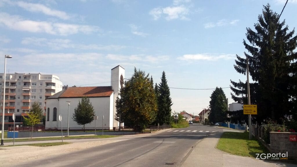 karlovačka cesta, novi zagreb / studeni 2013.