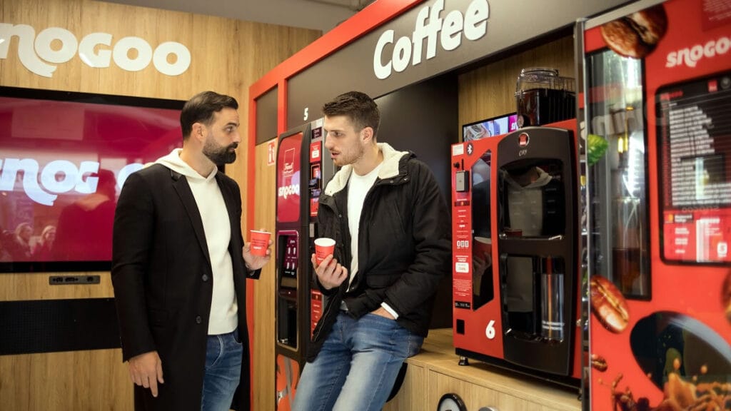 franck snogoo | digitalizirani coffee store | ilica zagreb | 2021.
