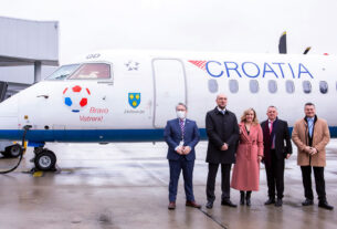 mywings aviation - let zagreb-priština - bombardier dash 8 q400 - 2021.