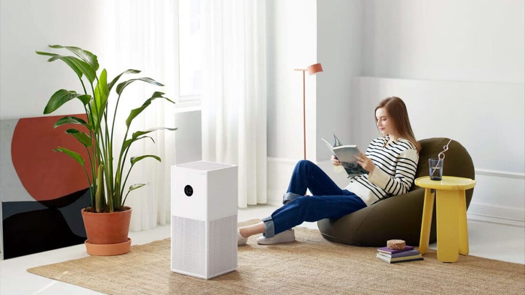 girl in room | xiaomi smart air purifier 4 | 2022.