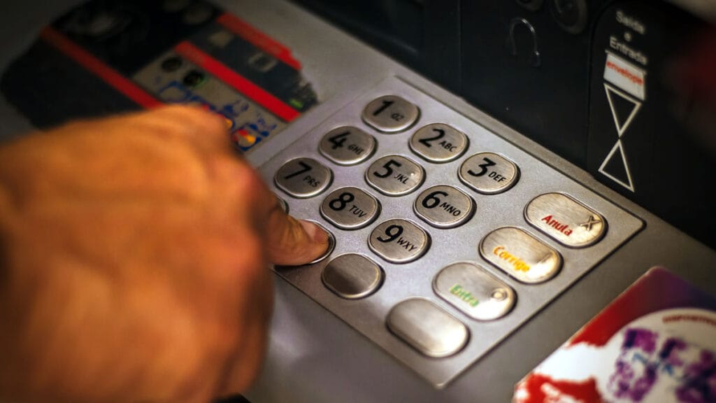 bankomat | bankovni sustav | 2022.