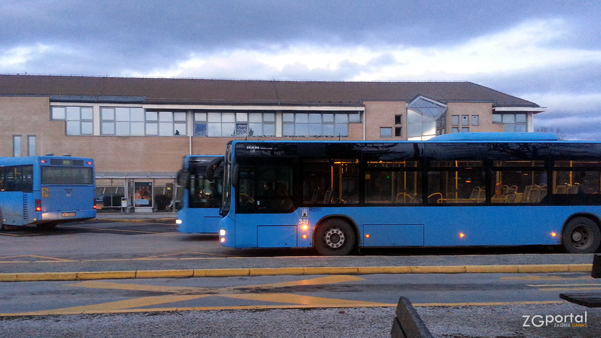 autobusni kolodovor velika gorica I zet zagreb I ožujak 2017.