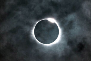 pomrčina sunca | solar eclipse | 2022.
