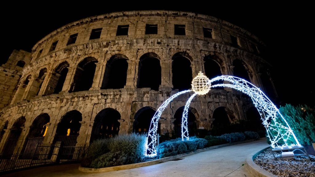 advent u puli 2022 | arena pula