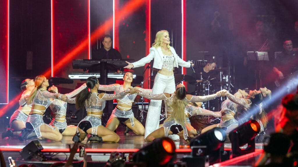 jelena rozga | turneja "minut srca moga" | arena zagreb | 2022.