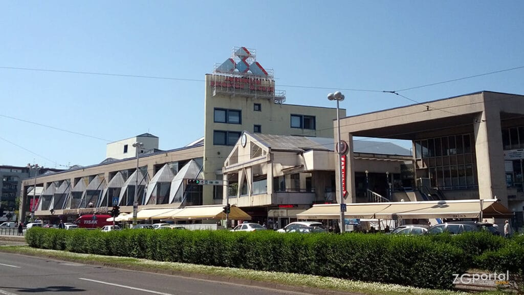 autobusni kolodvor zagreb - avenija marina držića :: svibanj 2015.