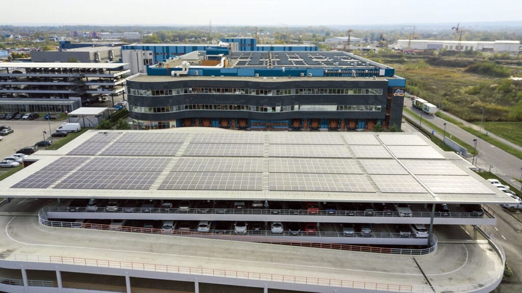 dm upravno-distributivni i logistički centar zagreb | solarna elektrana - fotonaponske ćelije | 2023.