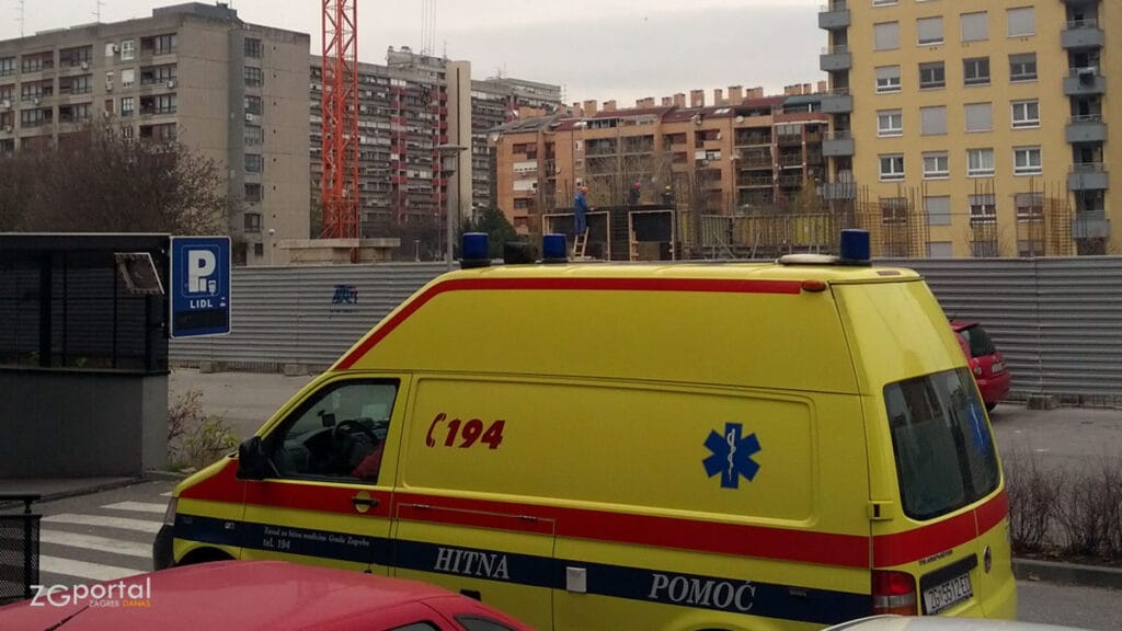 hitna pomoć zagreb | volkswagen transporter emergency | studeni 2015.