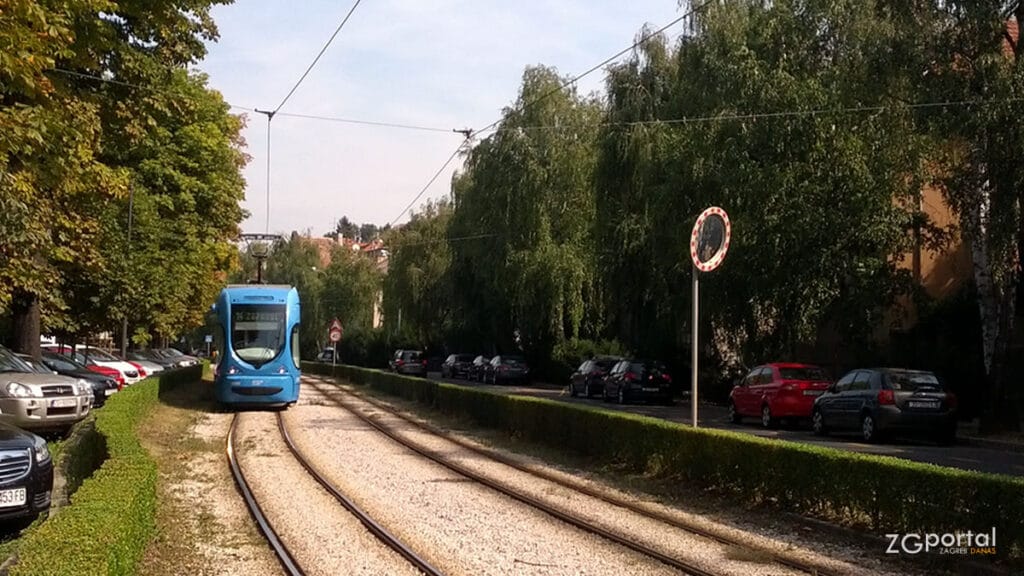 tramvajski promet | ulica medveščak zagreb | rujan 2016.