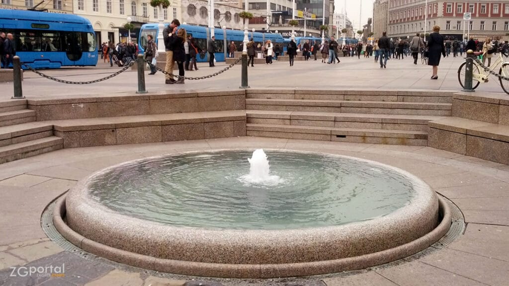 fontana "manduševac" | trg bana josipa jelačića zagreb | listopad 2014.