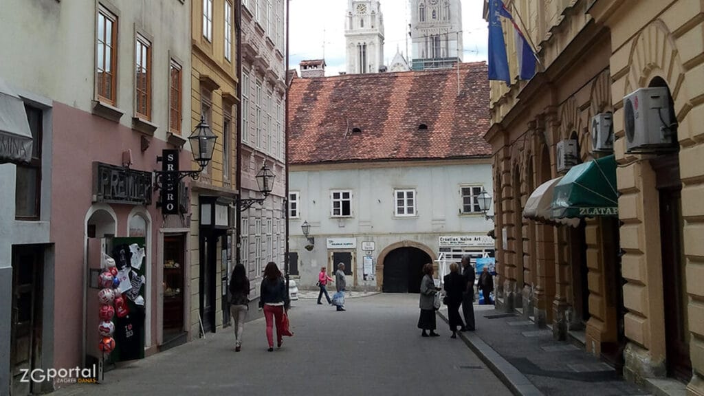 ulica krvavi most - gornji grad - zagreb | svibanj 2013.
