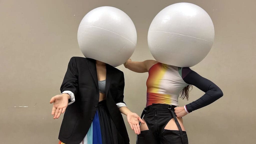 predstava "heroes" | gendis putri kartini & mateja miković | queer zagreb 2023