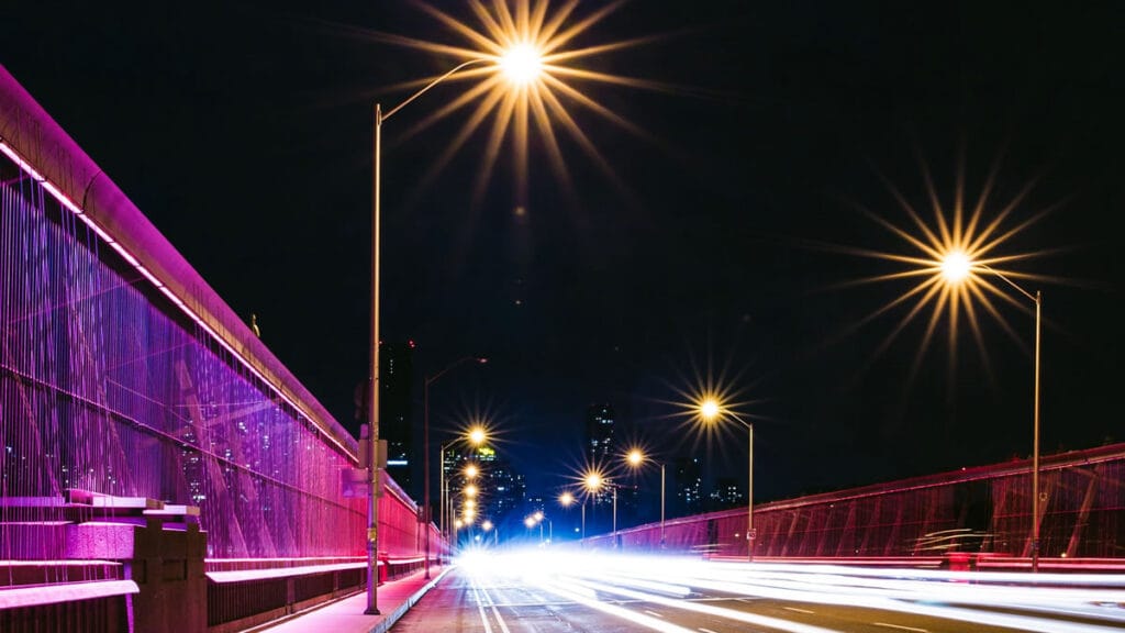 izlazak u grad | led ulična rasvjeta | filip mroz - unsplash | 2023.
