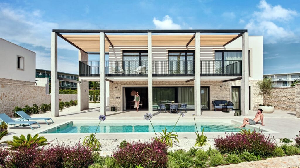 exterior pool | luxury villas punta skala | falkensteiner zadar | 2023.