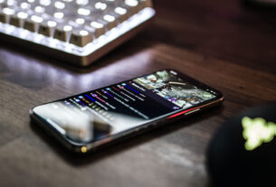 pametni telefon | 2023.