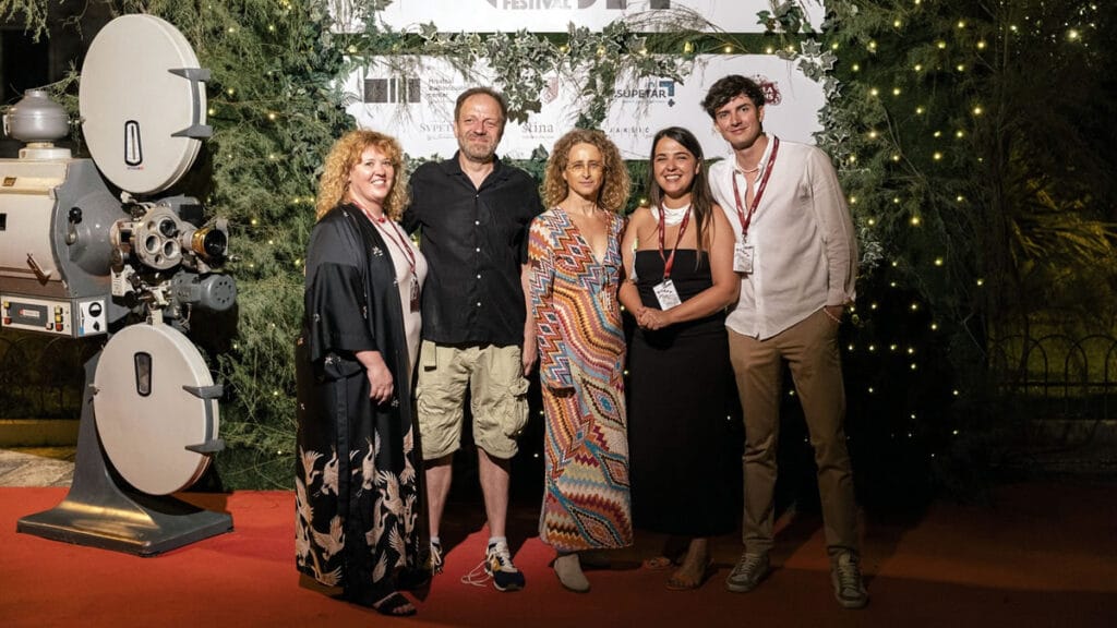 brač film festival 2023 | ekipa filma "hotel pula" na otvaranju